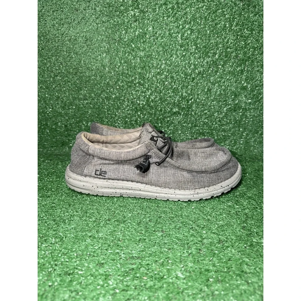Hey Dude Wally Men Size 10 Grey Slip On Lightweight Shoe Comfort Sneaker